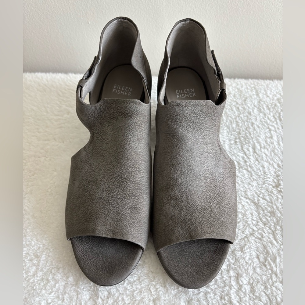 Eileen Fisher Gray Peep-Toe Heeled Sandals Sz 10